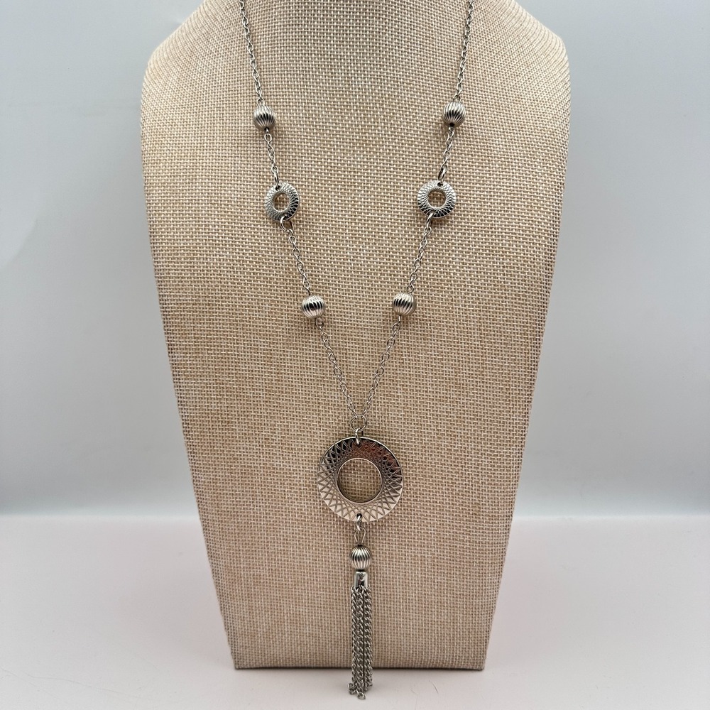 VTG 90s Silver Tone Open Circle Tassel Pendant Necklace Women's Jewelry